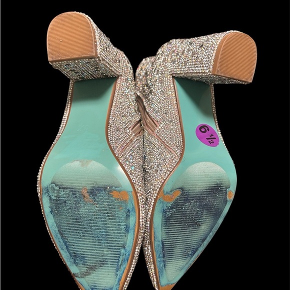 Betsy Johnson Kyla bootie - Picture 8 of 9